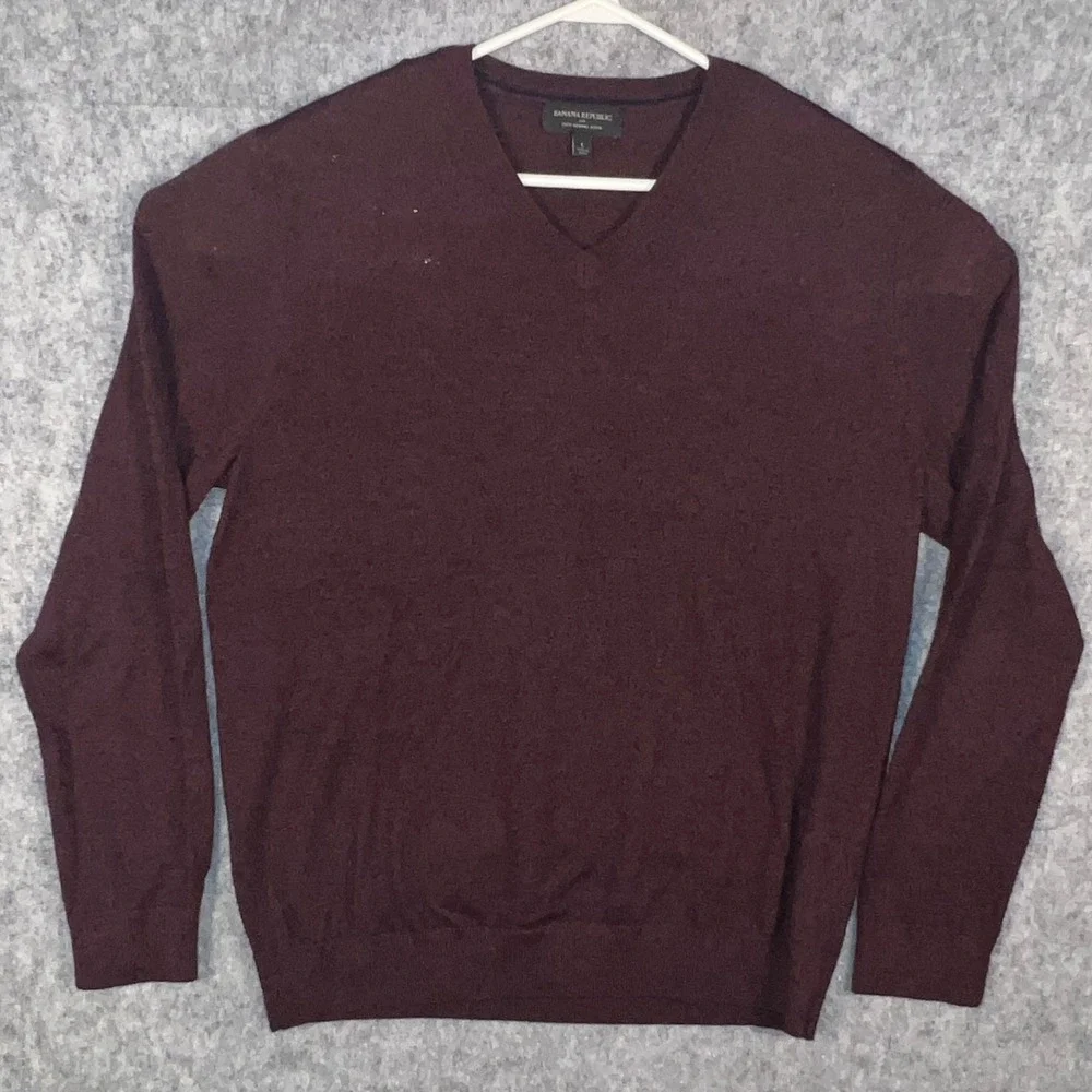 Banana Republic Men's 100% Merino Wool V-Neck Sweater Burgundy Maroon Large